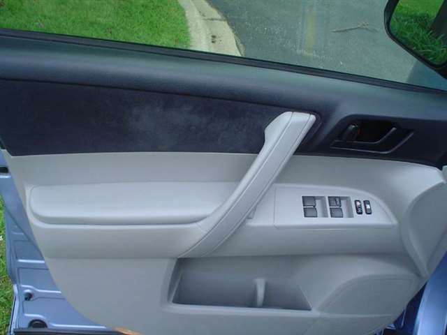 Toyota Highlander 2008 photo 17